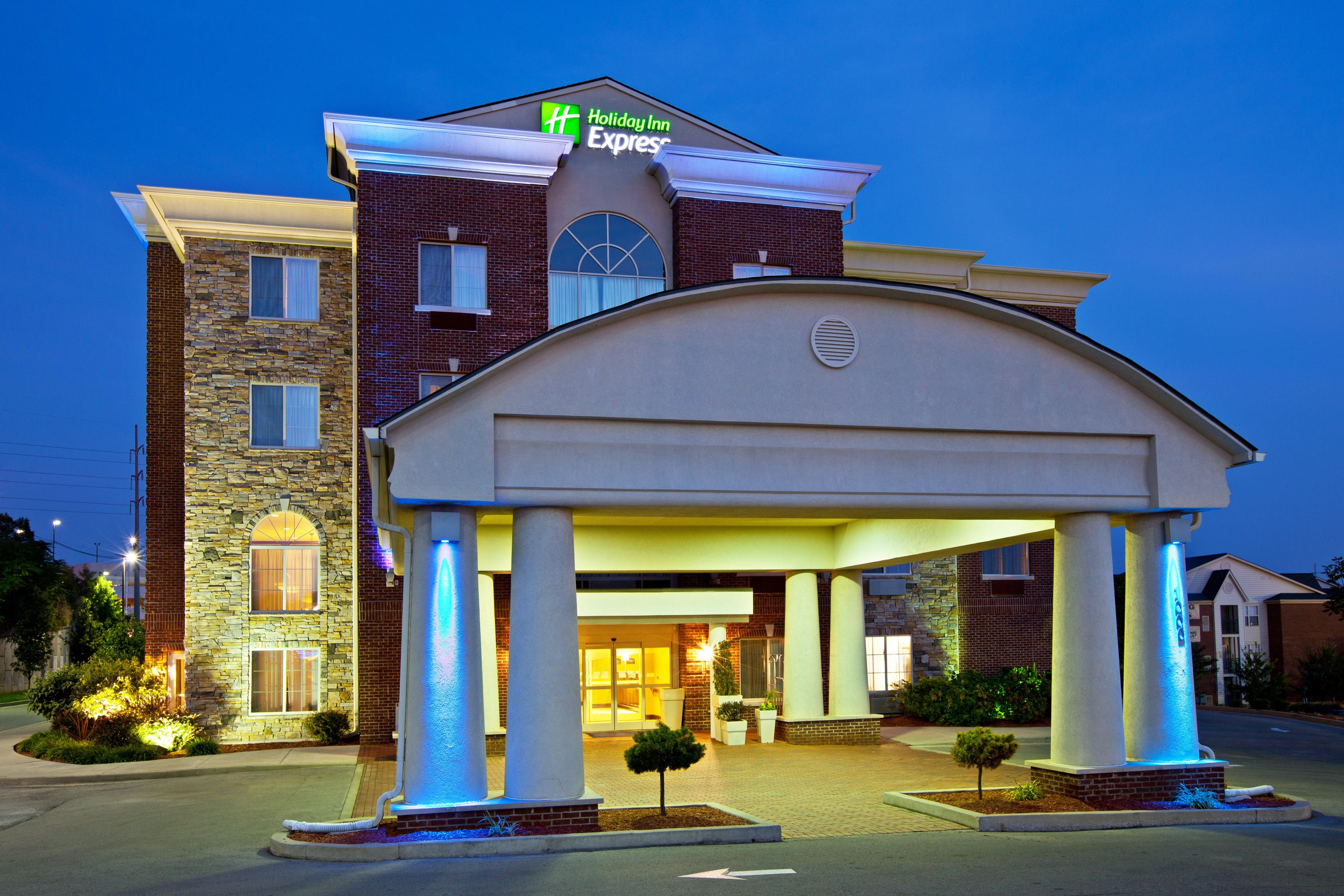 Holiday Inn Express Hotel & Suites Lexington-Downtown University By Ihg Buitenkant foto