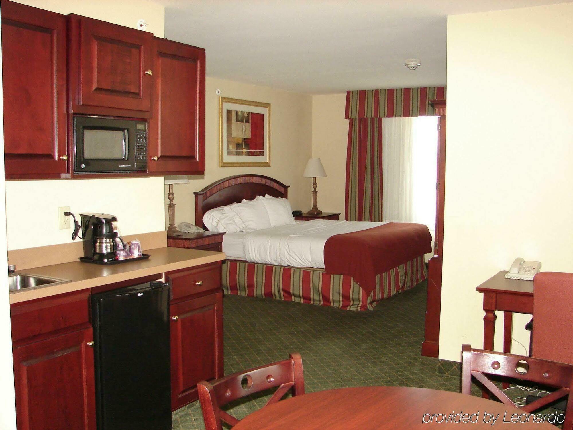 Holiday Inn Express Hotel & Suites Lexington-Downtown University By Ihg Kamer foto