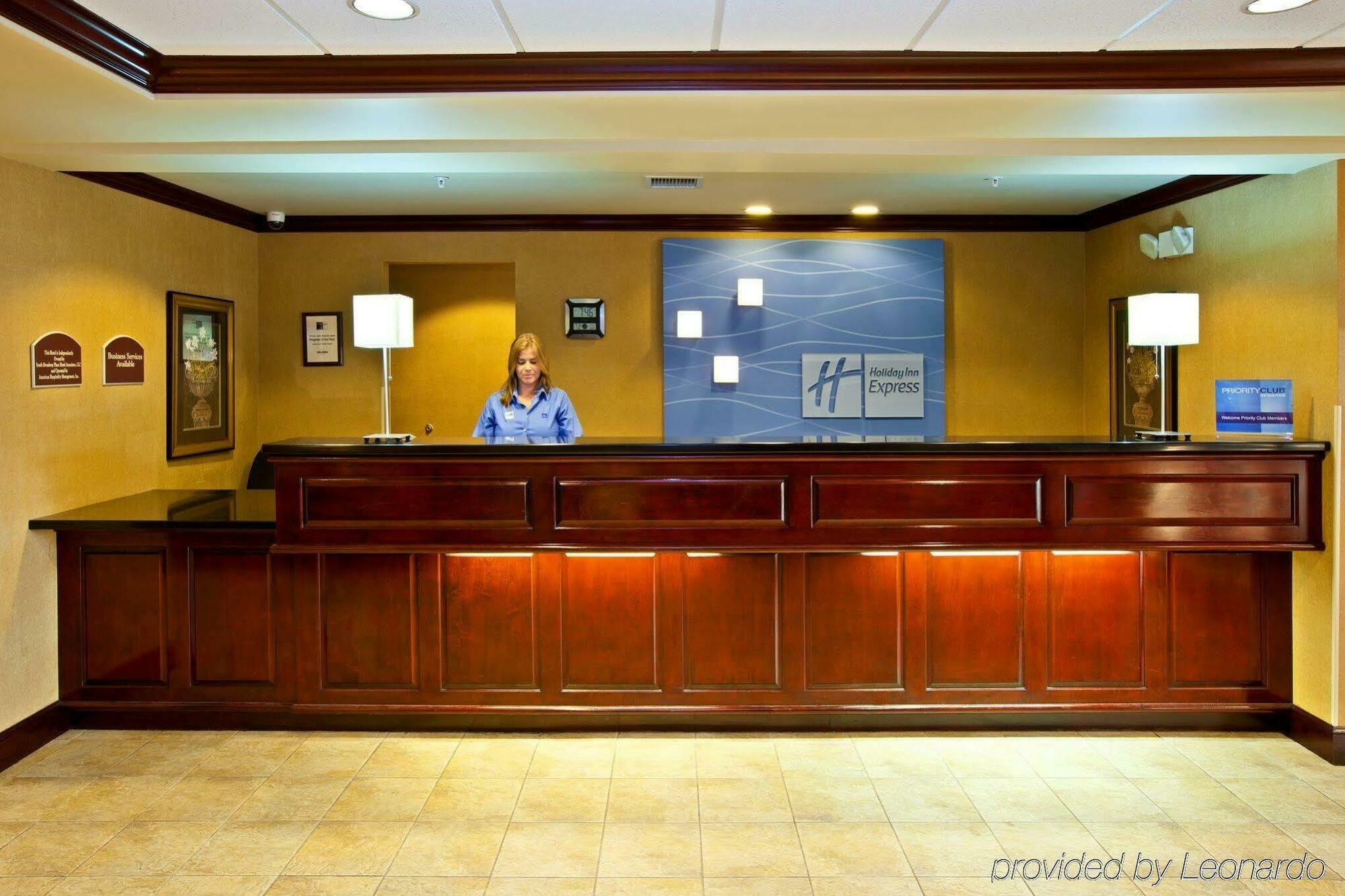 Holiday Inn Express Hotel & Suites Lexington-Downtown University By Ihg Buitenkant foto